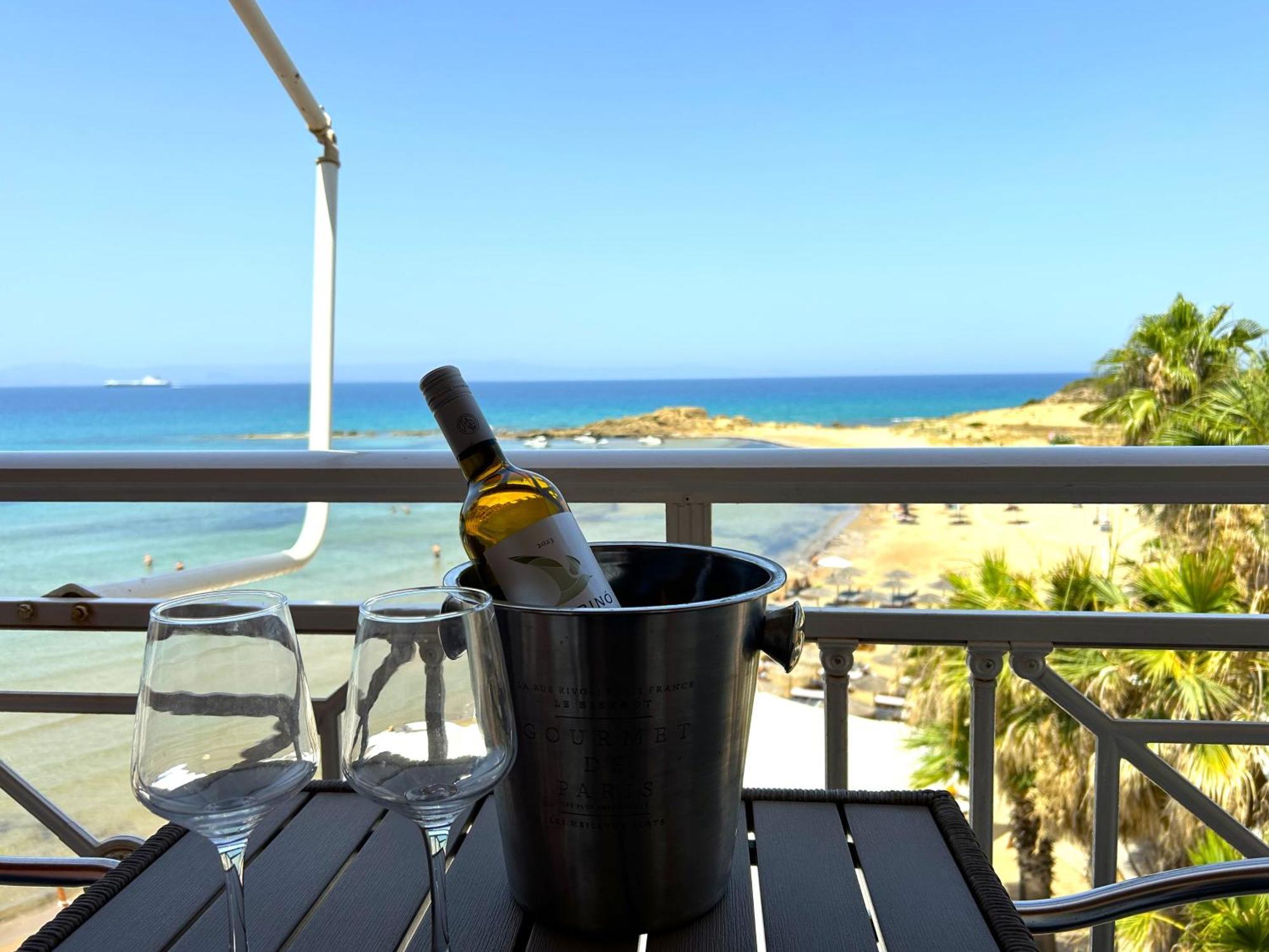 Brati II Beach Hotel Arkoudi Eksteriør billede