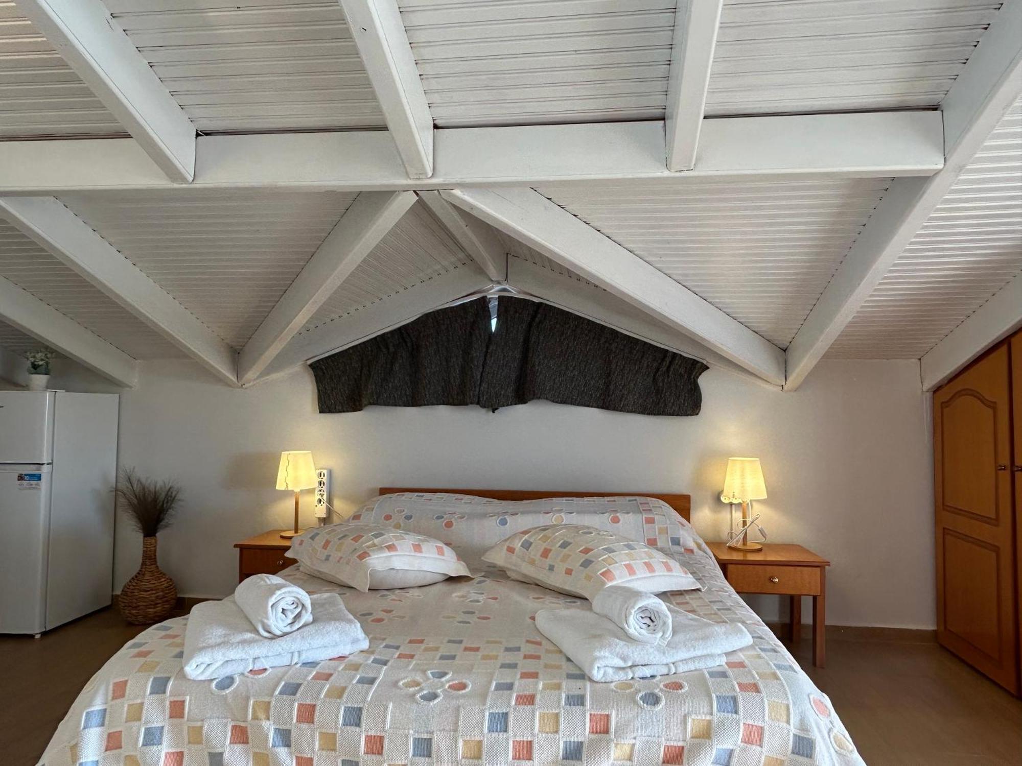 Brati II Beach Hotel Arkoudi Eksteriør billede